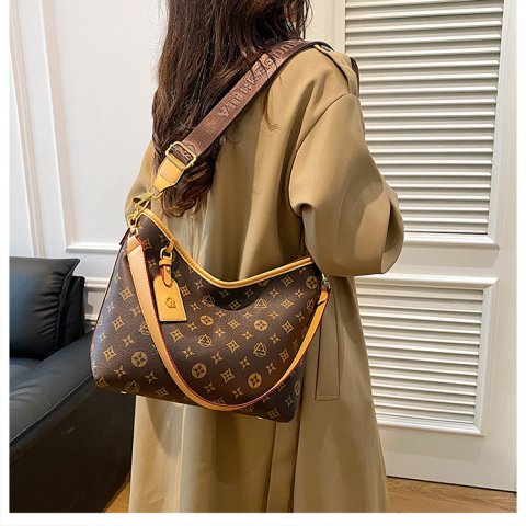 Free shipping 2025 designer Shoulder tote Bags womans ladies flap lady fashion casual handbag women crossbody Underarm totes messenger bag