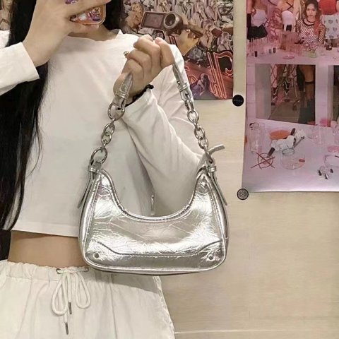 Free Shipping 2025 Niche Silver Baguette Bag, Luxury Women&#039;s Chain Underarm Purse, Versatile & Chic Shoulder Crossbody Bag
