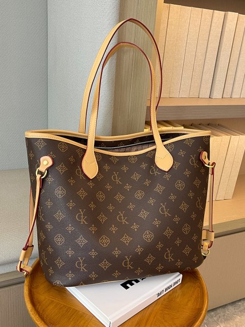 Women&#039;s bag 2025 fashion car sewing shoulder bag leisure bag clutch bag top designer shoulder bag