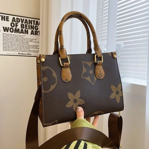 Shoulder Crossbody Luxury Bag Purse Designer Tote design summer senior sense large capacity commuter 2025 hot shoulder bag