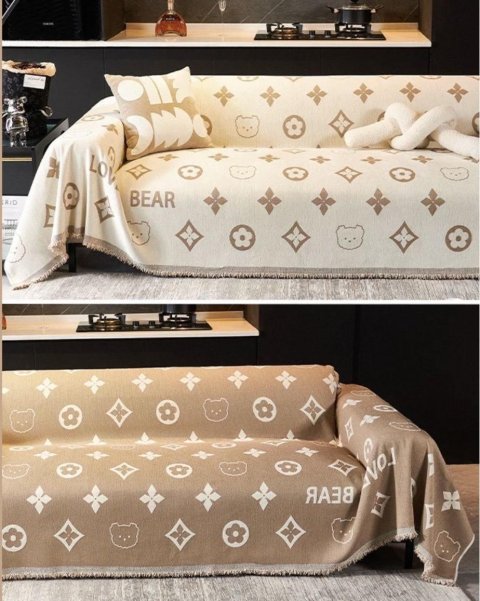 VIKAMA Cartoon Bear Printing Sofa Towel Non Slip Washable Living Room Universal Sofa Cover Cover Four Seasons Applicable Stain Resistant Easy Care