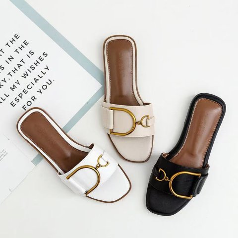2025 New Summer Large Size Trendy Indoor and Outdoor One Line Women&#039;s Sandals Fashion Slippers