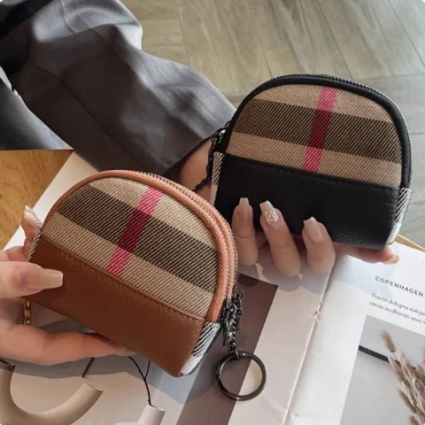 2025 new retro style wallet with double zippers, spacious keys, coin wallet, designer trendy wallet, beige, red checkered design, polyester lining