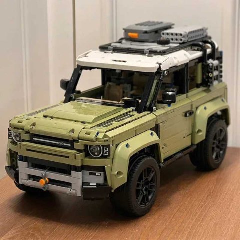 2573 pieces of new technology off-road Defender sports car building block set MOC car toy building blocksXJ250326
