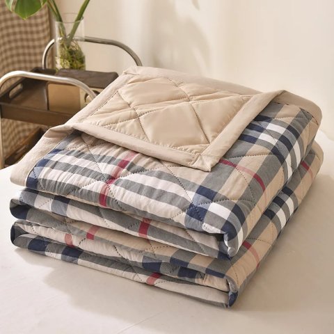 Washed Cotton Summer Blanket Lightweight Breathable Quilt Embossed Aircon Duvet for Home Dorm Gift Bedding 250710