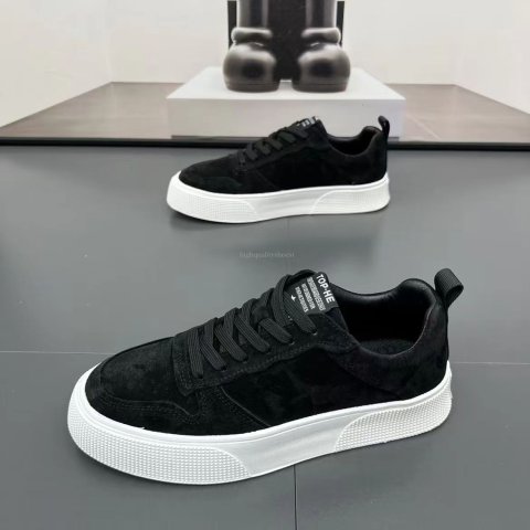 2025 Four Seasons Men s Shoes Breathable Durable High Quality Board Shoes Fashion Designer Popular Versatile Sports Shoes Outdoor Skateboarding Shoes