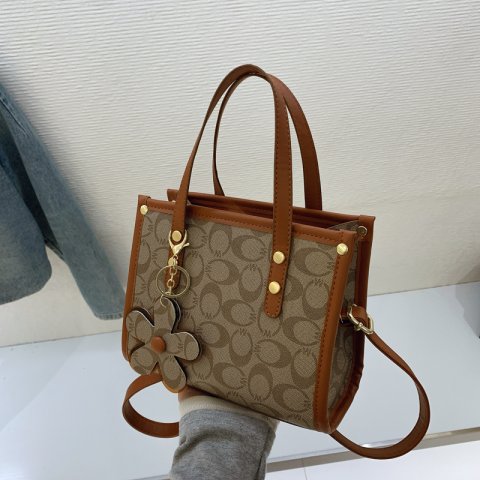 Ladies&#039; retro high-end texture broadband shoulder bag, casual versatile crossbody bag, high-end texture commuting leisure bag, shopping bag, new women&#039;s bag