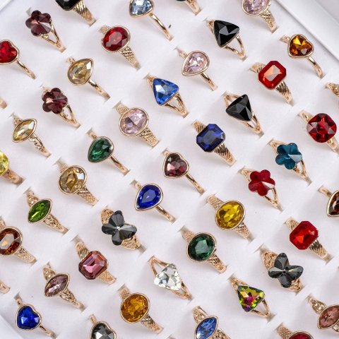 30 Pcs/Lot Fashion Punk Retro Glass Stone Ring For Women Men Geometry Carved Imitation Gemstone Mixed Style Jewelry Party Gifts 250408