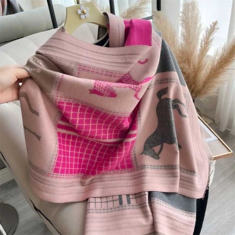 2024 Warm Winter Cashmere Pashmina Scarf Shawl Fem Thick Blanket Felt Packaging X2410171