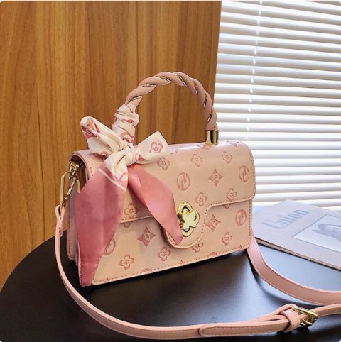 Free shipping 2025 designer Shoulder hot tote Bags For womans ladies flap lady camellia wer square handbag pink women crossbody bag